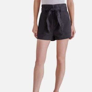 STEVE MADDEN black high waisted paperbag shorts